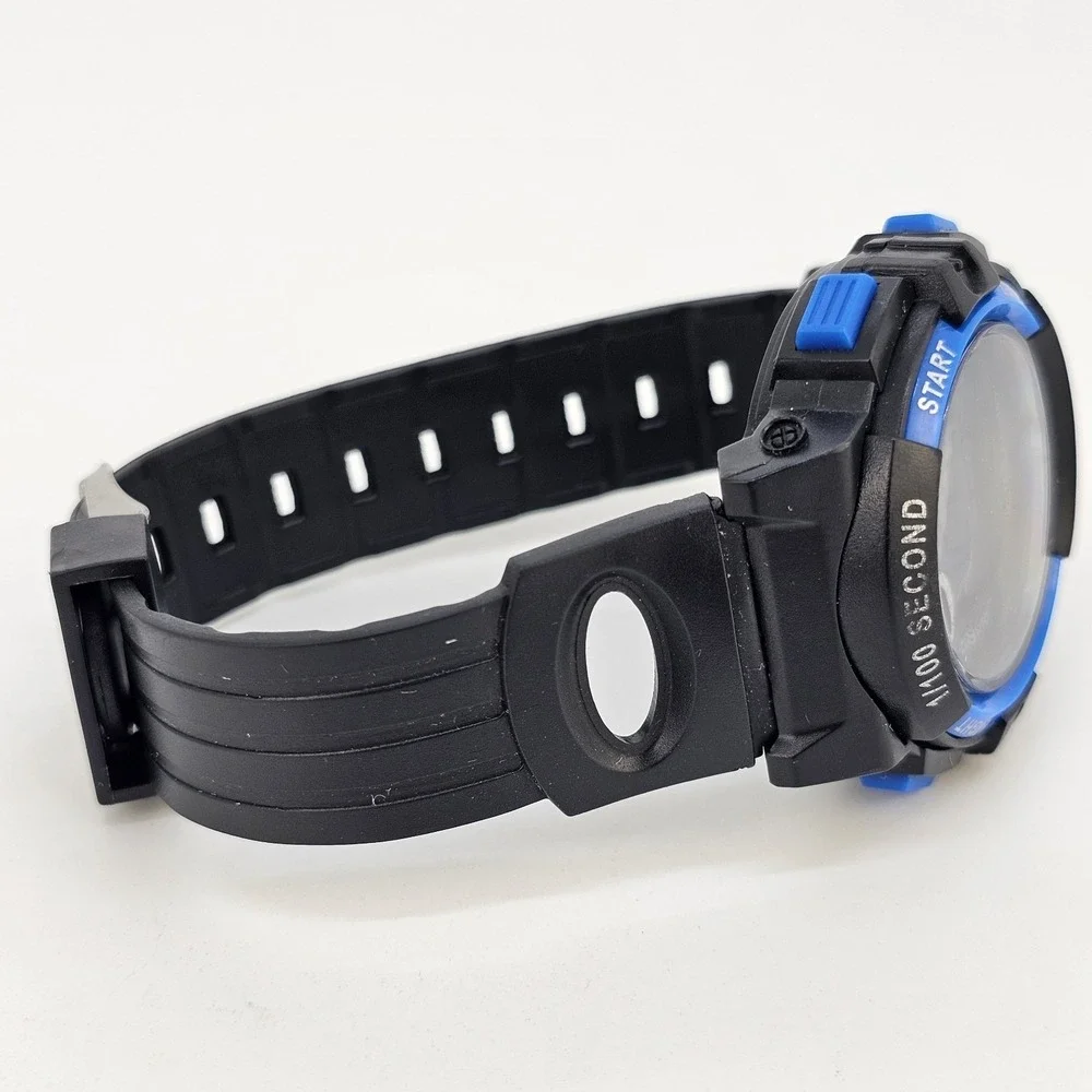 Men's Sport Digital Watch 44MM Black Plastic Bands New Battery‎